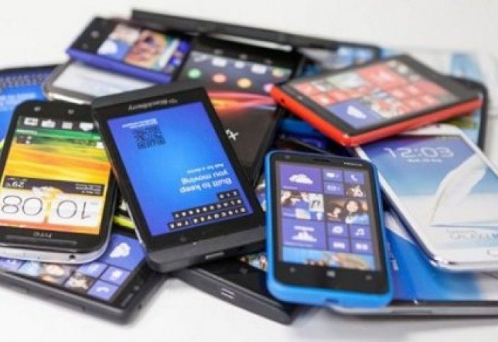 Прихожане павлодарской мечети простили укравшего у них телефоны подростка