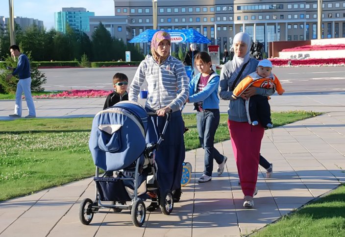 Жігіттердің 70%-ы болашақ əйелдерінің мұсылманша тəрбиеленгенін қалайды - сауалнама