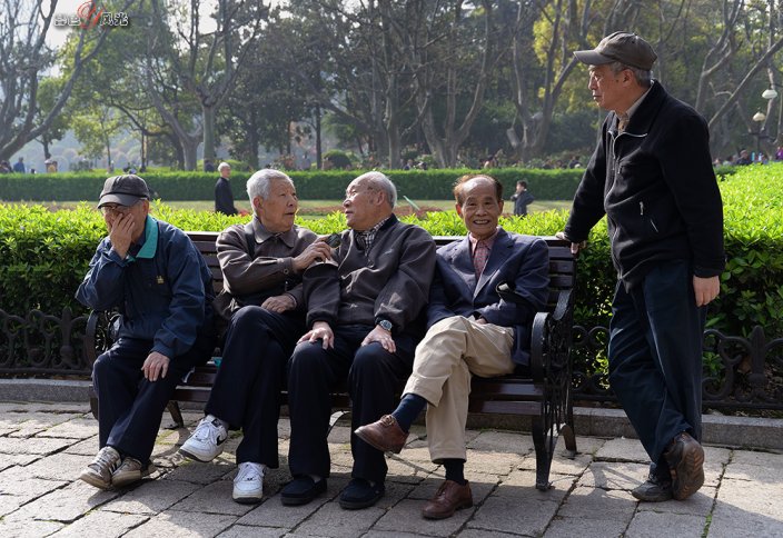 15 жылдан соң бір елдің өзінде қарттарды күтуге 1 млн-дай жұмысшы күшінан тапшылық көретін ел аталды