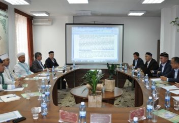 Жаназа жайында кітап жарық көреді