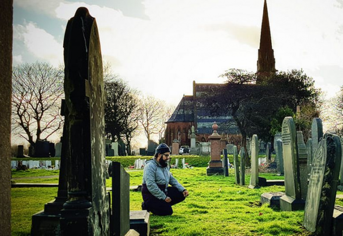 Британцев поразила история мусульманки, похороненной в безымянной могиле