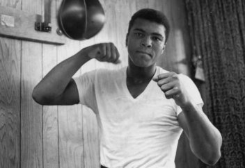 Аэропорт в США переименовали в честь известного мусульманина