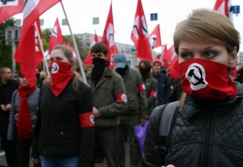 Новосибирск халқы медресенің салынуына наразылық білдіруде