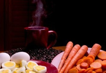 Яйцо, морковь и кофе