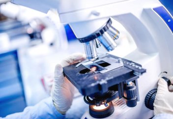 Китайские биотехнологические сделки достигли рекорда, поскольку инновационные препараты привлекли внимание транснациональных корпораций