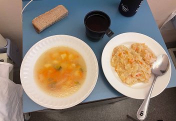 Ауруханада тамақтың халал екенін білмейміз, берген асын жей беруге бола ма?