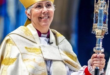 Англиканскую церковь впервые может возглавить женщина-архиепископ