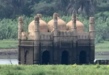 Ғайып болған мешіт қайта бой көрсетті