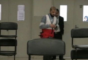 Көзі көрмейтіндерге көмектесетін киім жасалды