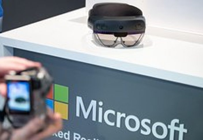 Америкалық сарбаздар Microsoft  компаниясының ақылды көзәйнектерімен жабдықталады