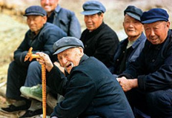 30 жылдан соң Қытай халқының жарты млрд-қа жуығын қарттар құрайды