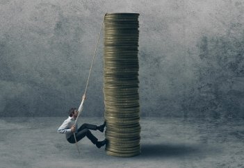 2023 жылы жаһандық мәмілелердің жалпы құны соңғы 10 жылда алғаш рет 3 триллион долларға жетпеді