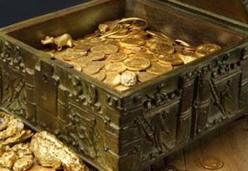 Монеты двух империй