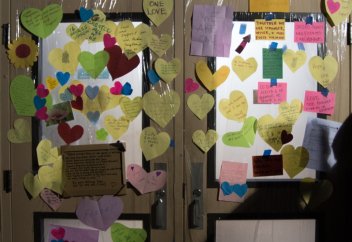 Солидарность в послании на мечети