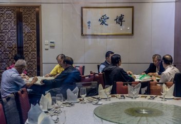 Қытайда 1 млн-нан астам қарияға күтім жасауға арналған ваучер берілді