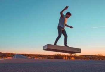 АҚШ-та ұшатын тақтай жасап шығарылды (видео)