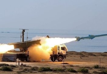 Иран жаңа қанатты зымыранын жұртшылық назарына ұсынды (видео)