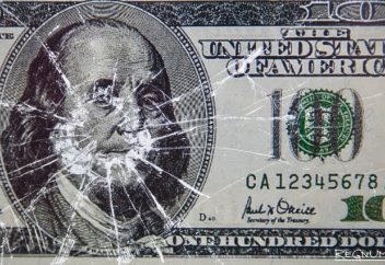 Сколько лет осталось доллару