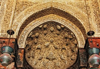 Грандиозная мечеть в честь человека, прошедшего путь от раба до султана  (фото)