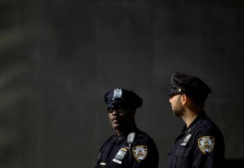 The Washington Post: АҚШ полициясы жыл басынан бері 400-ге жуық адамды атып тастаған