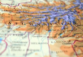 Әскерін үйіп-төгіп жатыр