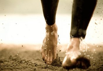 Бег босиком полезен для мозга