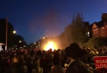 "Қарғыс атқыр" телефоннан құтылмақ болған еврейлердің әрекеті сәтсіз аяқталды (видео)