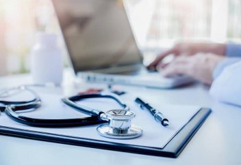 За какой период необходима оплата ОСМС для получения медуслуг в Казахстане