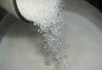 Молоко и сахар подорожали в мире