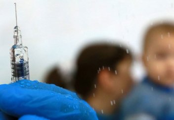 Лучшим изобретением человечества назвали вакцины в министерстве