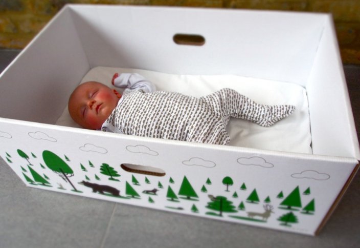 Финская материнская коробка. Как выглядят аналоги в России и Казахстане (фото+видео)