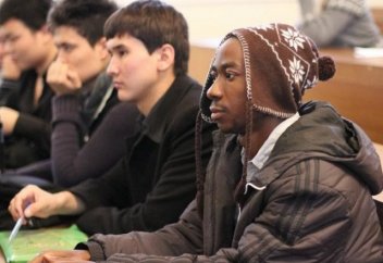 Казахстан: привлечение иностранной молодежи