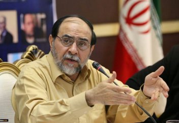 Сторонники более жесткого курса Ирана набирают силу