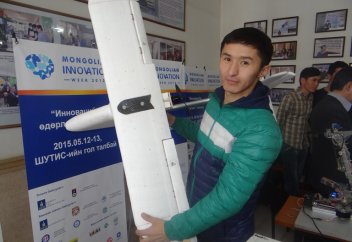 Моңғолиядағы ұшқышсыз ұшақтарды қазақ баласы жасауда (ФОТО)