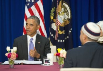 Обама призвал уважать мусульман