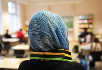 Әйел кісі «талақ» десе, онысы талаққа санала ма?