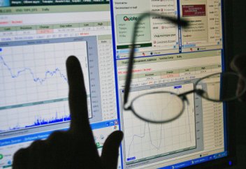 Объем платных услуг населению вырос на 78 млрд тенге