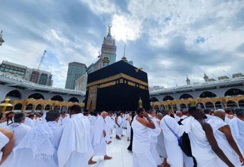 Cаудия барлық виза түрлері бойынша ұмра жасауға рұқсат етті