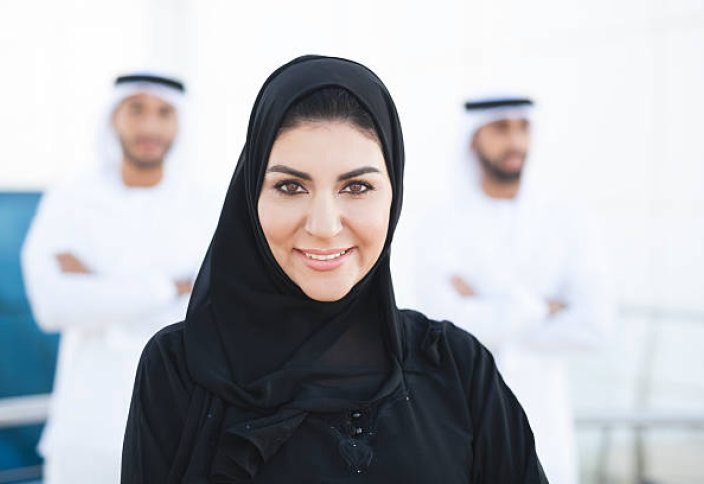 В ОАЭ напомнили о необходимости соблюдать нормы скромности