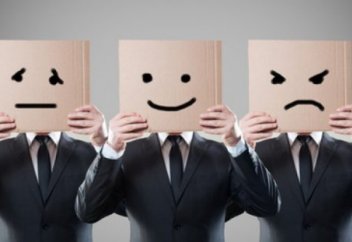 Адамның көңіл күйі әрдайым қас-қабағынан біліне бермейді – психология