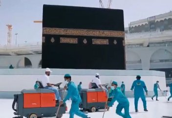 Разные: В главной святыне ислама приняты беспрецедентные санитарные нормы (ВИДЕО)