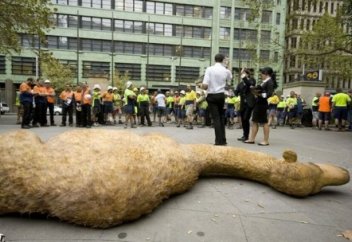 «Біреу өлмей – біреуге күн жоқ»