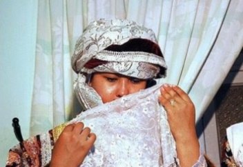 Иран қазақтарының той рәсімі қалай өтеді (видео)