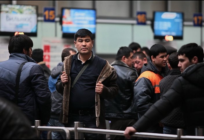 Қырғыз мигранттары Қырғызстанды бес айдың ішінде қанша млрд долларға байытты