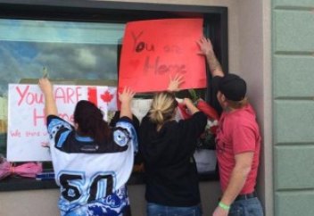 Христиандар мұсылмандарға қалай қолдау көрсетті?