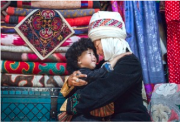 Қырғыздар кәмелет жасына толғандарға анасының атына жазылуға рұқсат берді