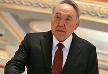Назарбаев исчез из важного документа Казахстана