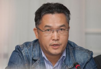 Теңге бағамын ұстап тұруға жұмсалған қаржыға 1 млн отбасыға үй салуға болатын еді