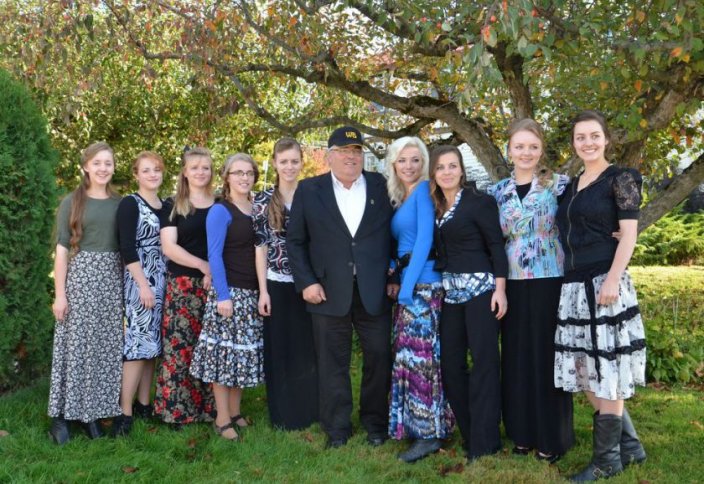 Суд пожалел мормона за десятки малолетних жен и 149 детей (фото)