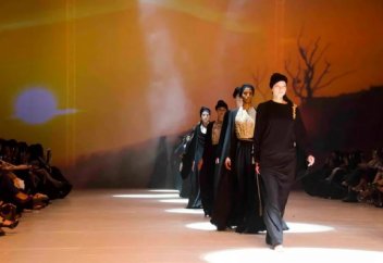 Первым в истории модный показ на воде пройдет в Дубае